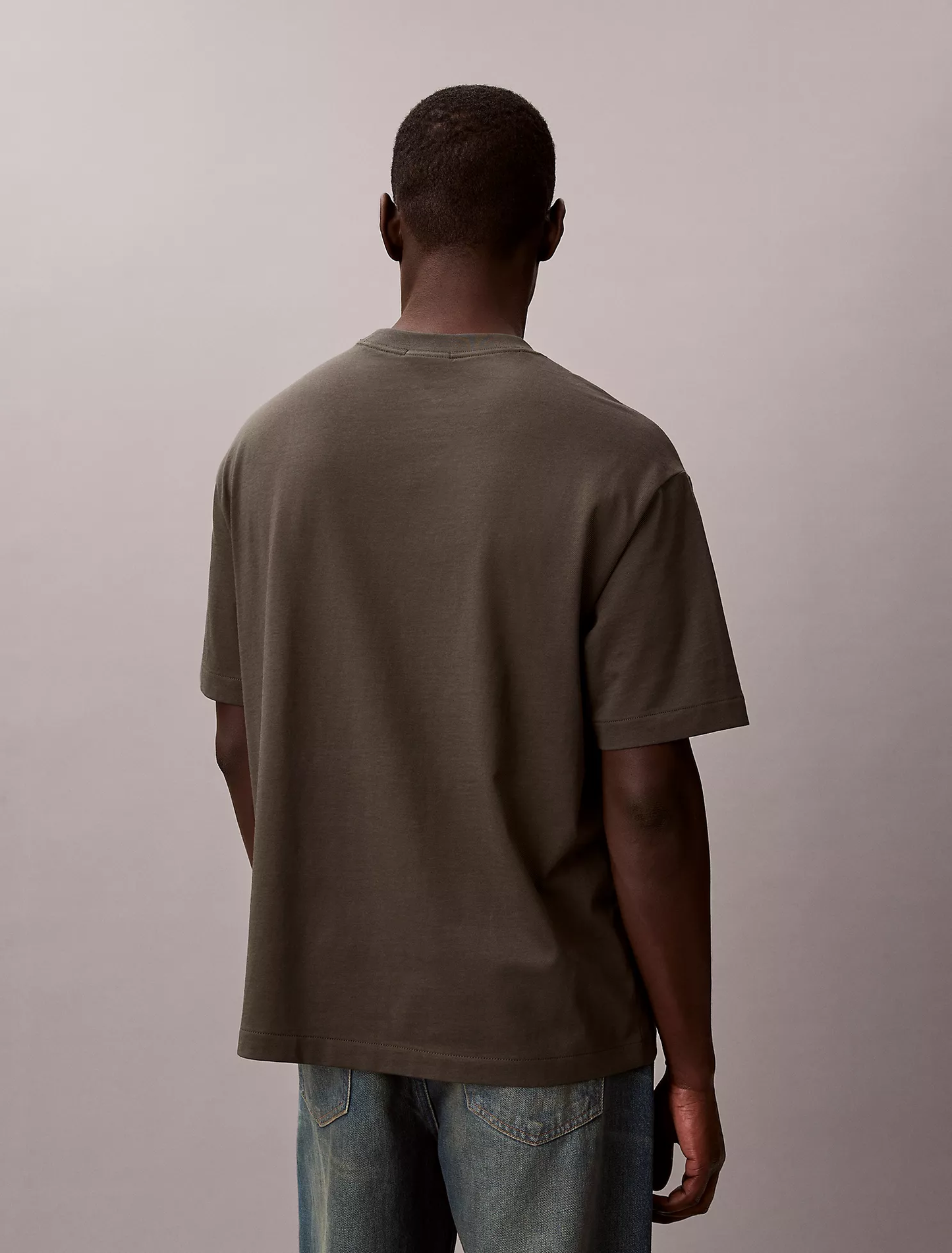 Camiseta Calvin Klein de cuello redondo de corte relajado con logo Archive