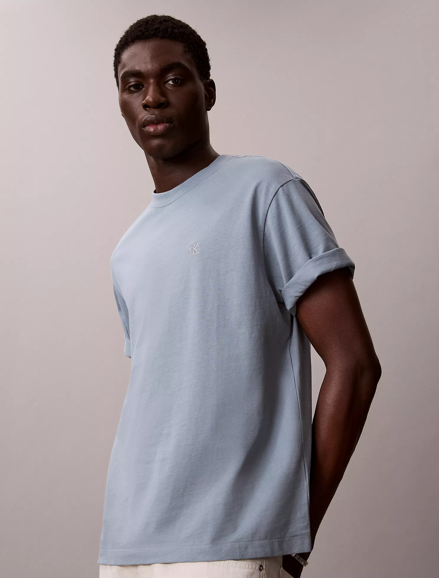 Camiseta Calvin Klein de cuello redondo de corte relajado con logo Archive
