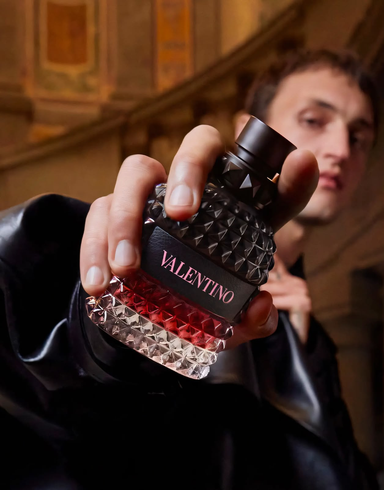 Perfume Valentino Uomo Born In Roma Coral Fantasy Eau de Toilette de 100mL 3,4 Fl. Oz.